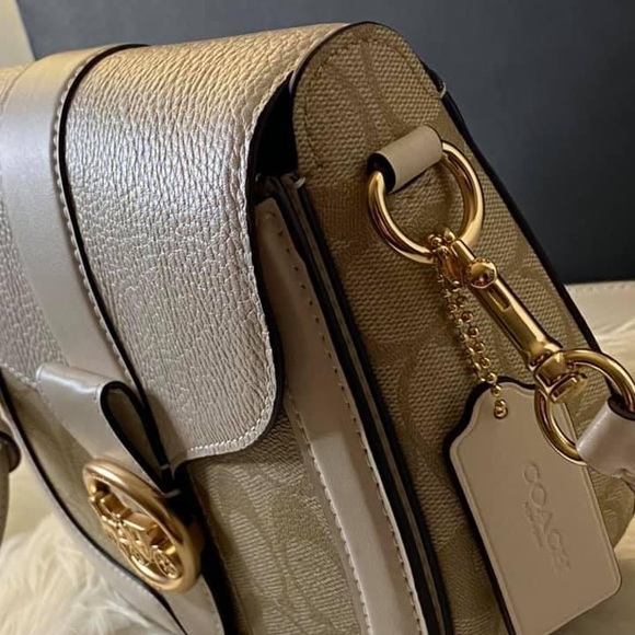 C2806 - Coach Georgie Saddle Bag - Picture 4 of 16